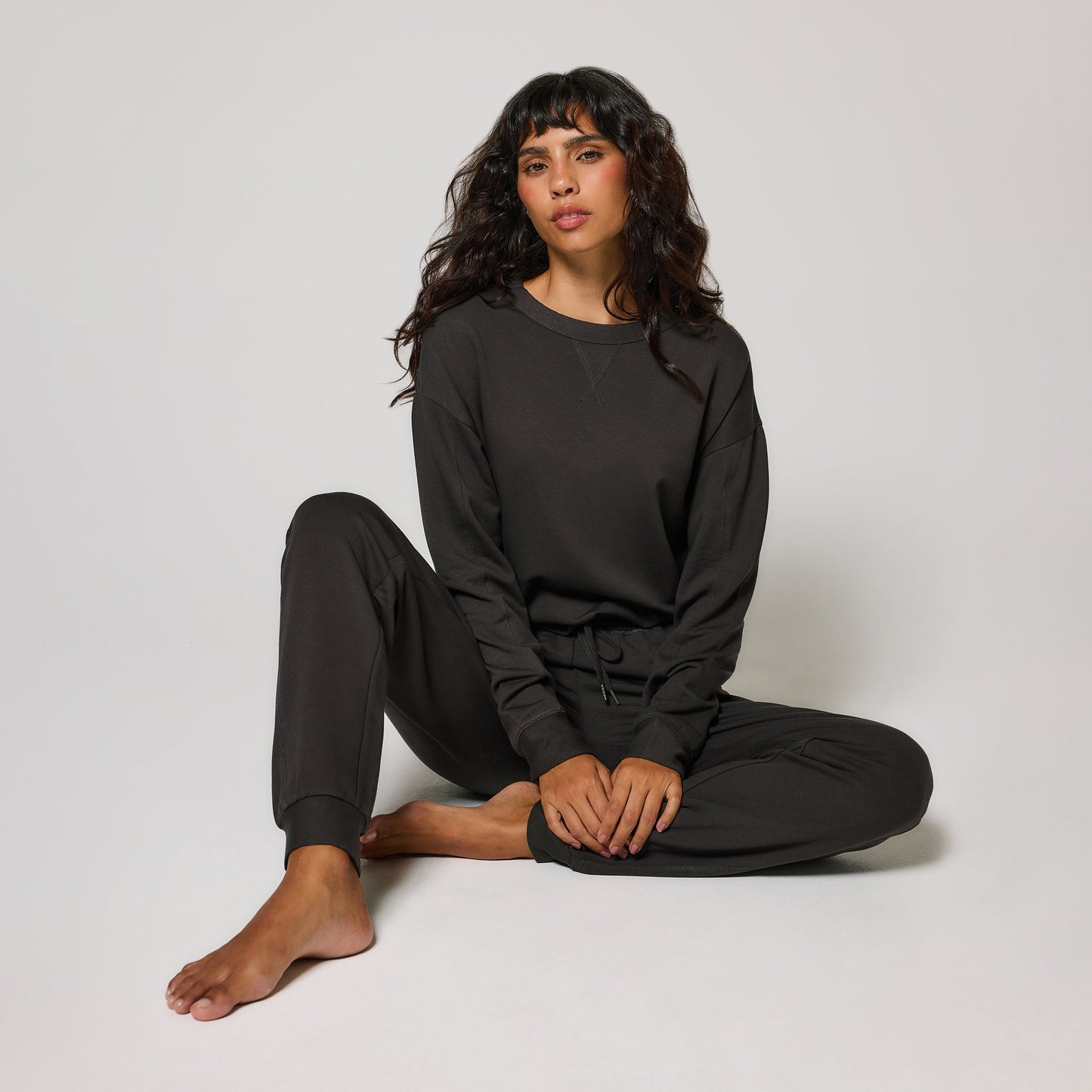 Luxe Lounge Sweatshirt - Black Coffee