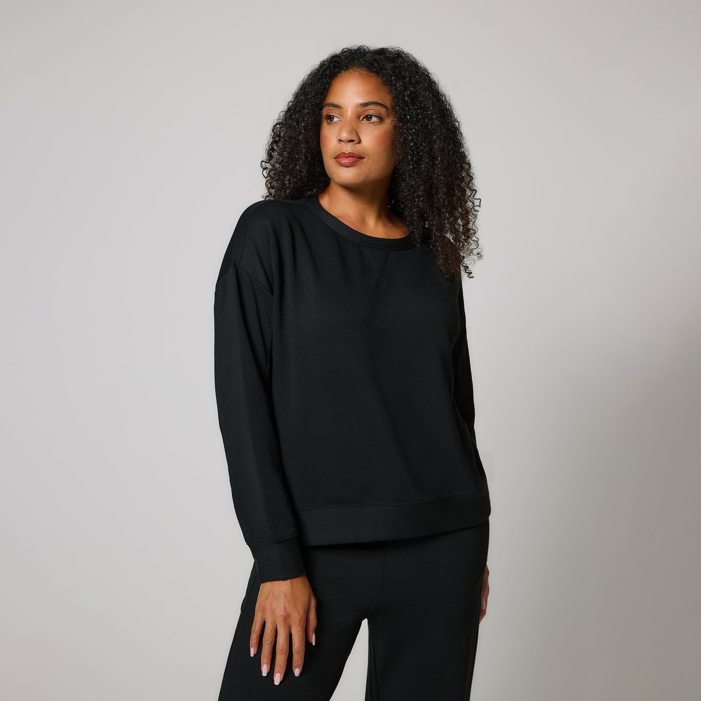 Luxe Lounge Sweatshirt - Black