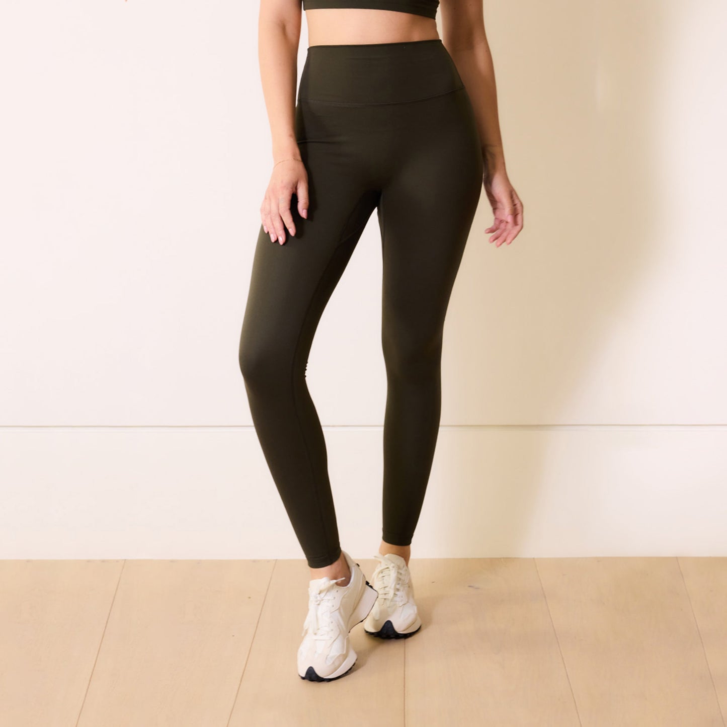 Curve 24/7 Revitalise 7/8 High Waisted Leggings - Deep Olive