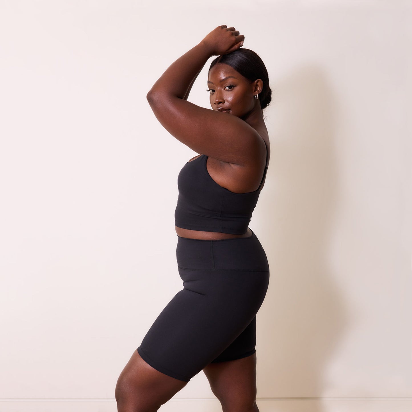 24/7 Revitalise Cycling Shorts - Midnight Black