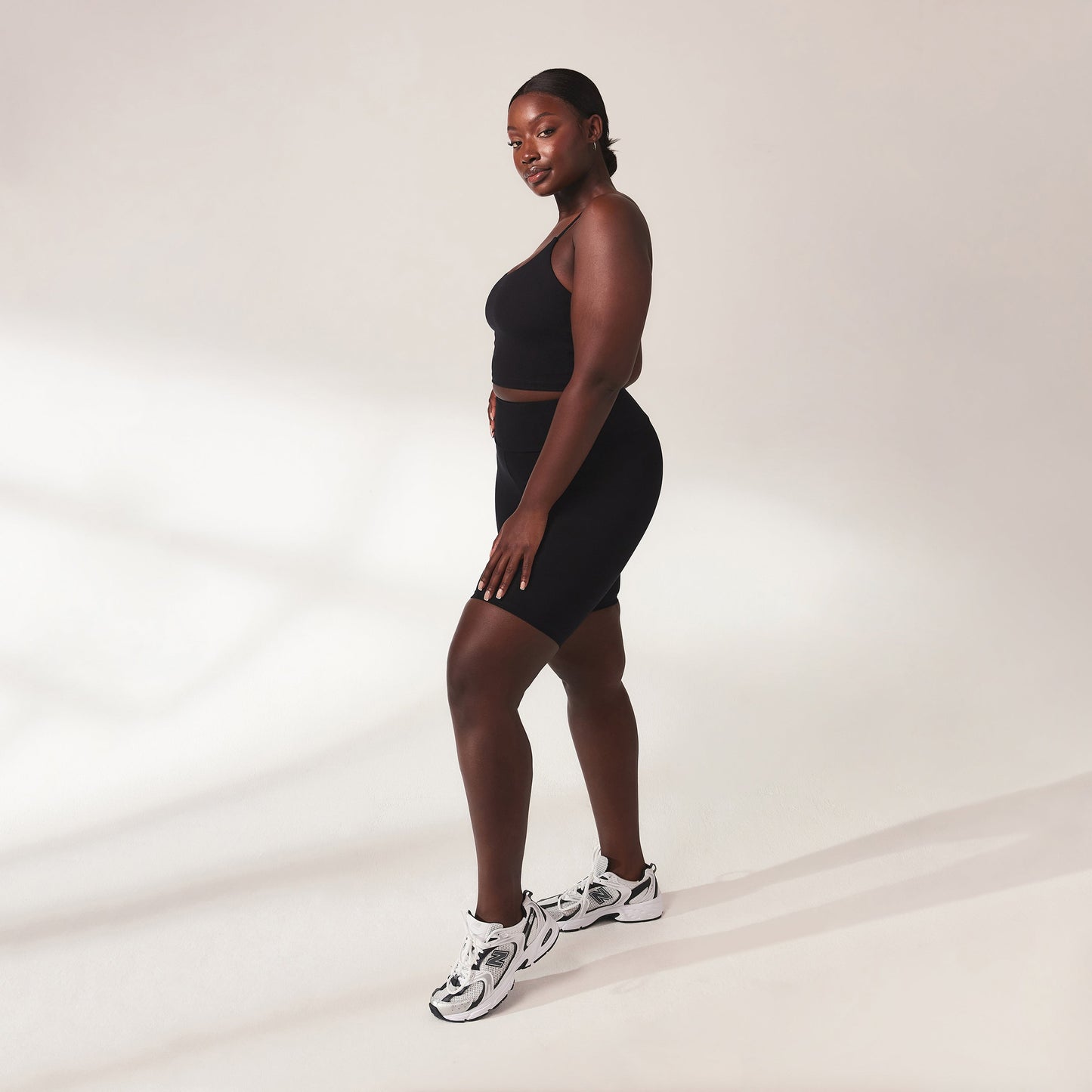 Curve Lightweight Everyday Cycling Shorts - Black