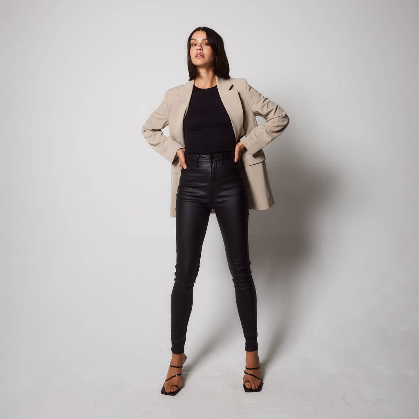 Curve Coated Jeans - Black