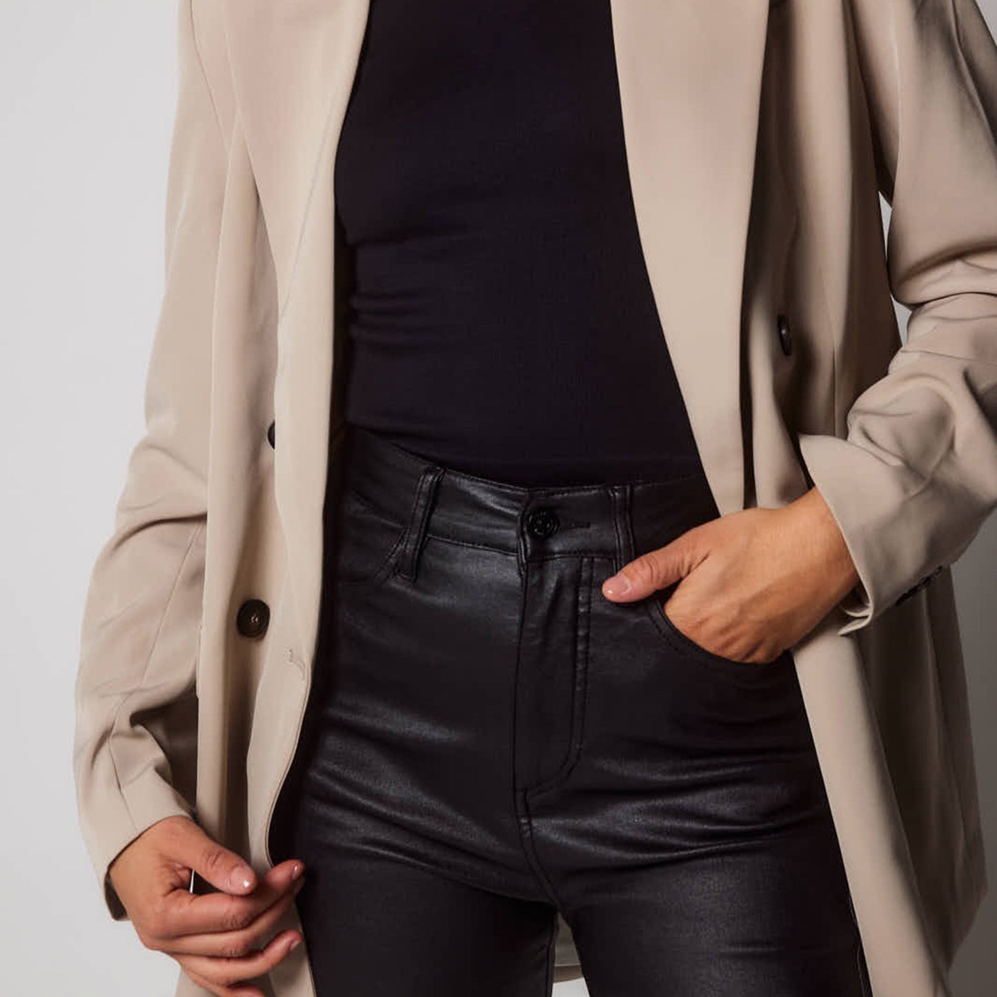 Coated Jeans - Black