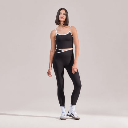 Ultimate Everyday Vest Top - Black