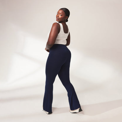 Curve lightweight Flare Leggings - Navy