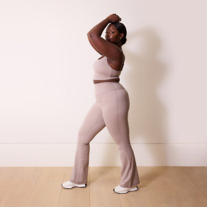24/7 Revitalise Flare Leggings - Clay