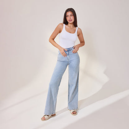 Wide Leg Jeans - Light Bleach